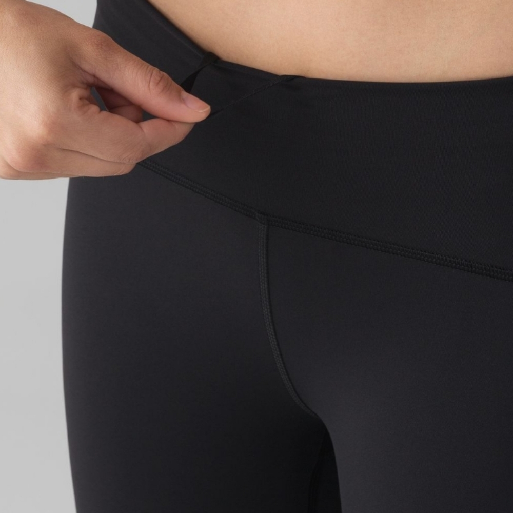 Lululemon size 10 Crops / Leggings - Picture 5 of 9